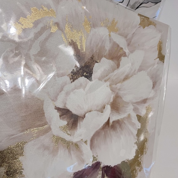 Metallic Floral wall decor - Picture 9 of 9